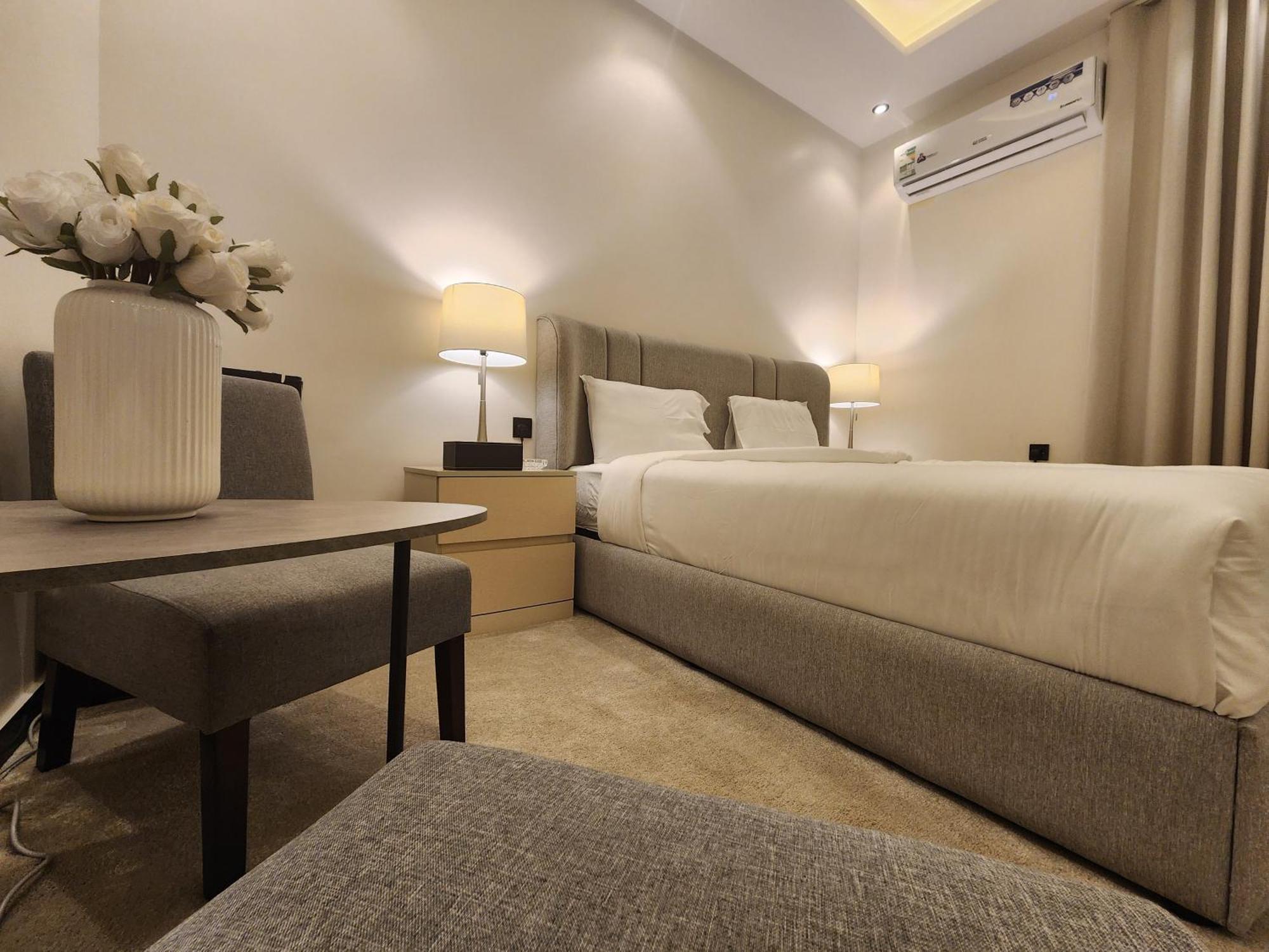 Apartment Modern & Peaceful - Prime Spot - Al Aqiq